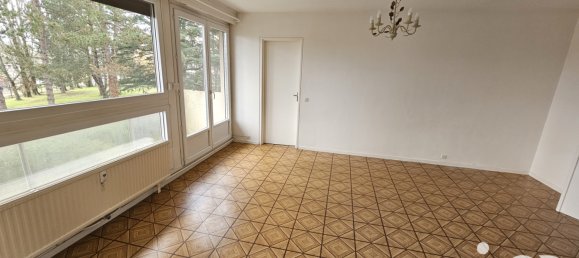 3 rooms Apartment in Marly, France No. 45934 7