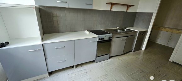3 rooms Apartment in Marly, France No. 45934 8