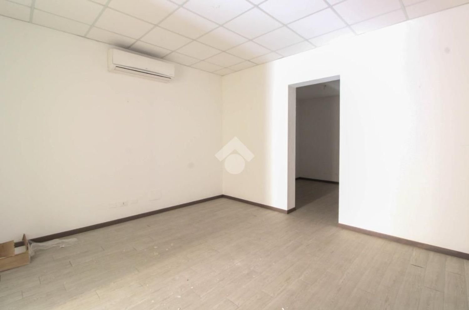 Propriété commerciale à Capriolo, Italy 65m² No. 141640