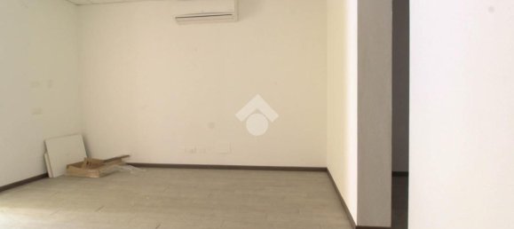 Propriété commerciale à Capriolo, Italy 65m² No. 141640 8