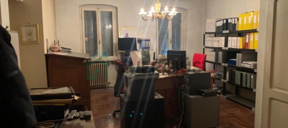 10غرفة فيلا في Illasi, Italy رقم 126565 126