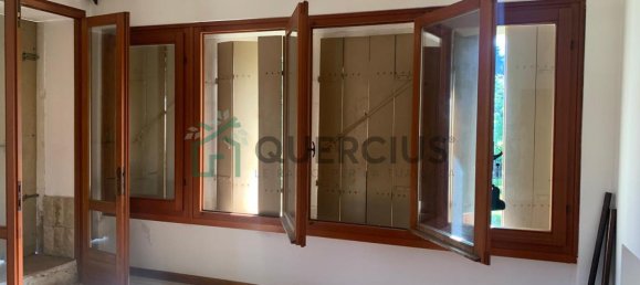 10غرفة فيلا في Illasi, Italy رقم 126565 187