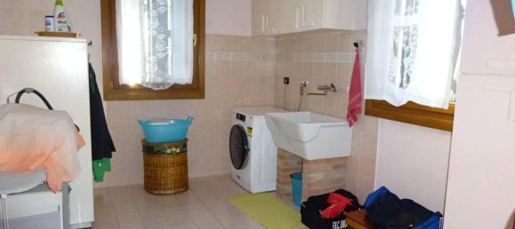 11-Zimmer Villa in Meolo, Italy, Nr. 17977 22