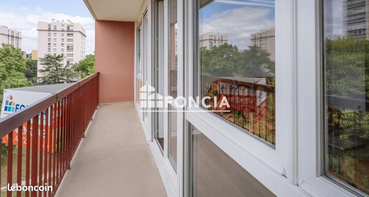 3 Schlafzimmer Wohnung in Le Mans, France, Nr. 302175