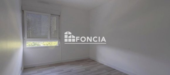 3 Schlafzimmer Wohnung in Le Mans, France, Nr. 302175 5