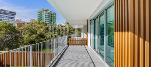 4 bedrooms Villa in Cascais, Portugal No. 126365 4