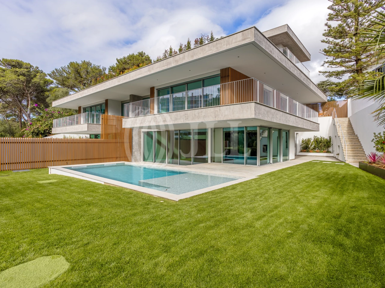 4 bedrooms Villa in Cascais, Portugal No. 126365