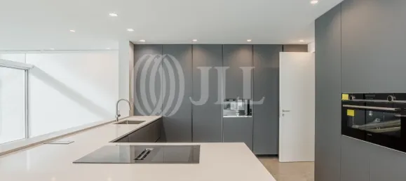 4 bedrooms Villa in Cascais, Portugal No. 126365 23