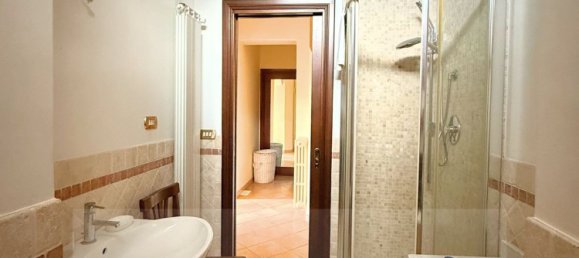 Квартира с 4 спальнями в Кастро дей Вольши, Италия № 355873 13