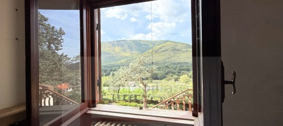 Квартира с 4 спальнями в Кастро дей Вольши, Италия № 355873 3