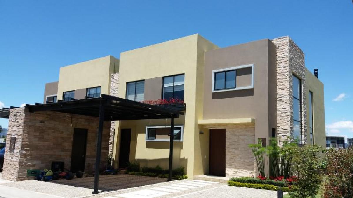 3 bedrooms House in Cundinamarca, Colombia No. 7677