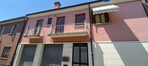 3-salle Appartement à Adria, Italy No. 300305 3