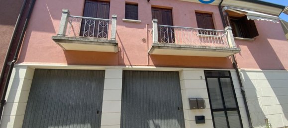 3-salle Appartement à Adria, Italy No. 300305 22