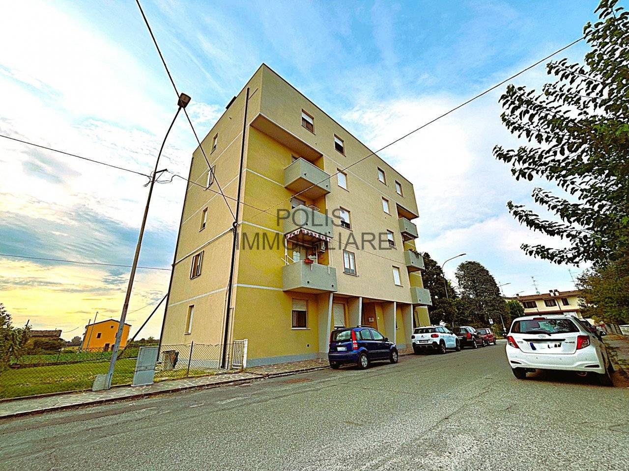 2 chambres Appartement à Novi di Modena, Italy No. 340694
