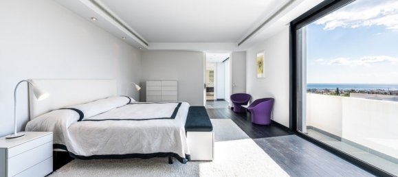 5 bedrooms Villa in Benahavis, Spain No. 117250 8