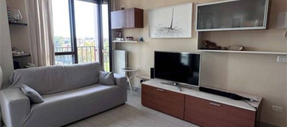 2 Schlafzimmer Wohnung in Vigevano, Italy, Nr. 295832 3