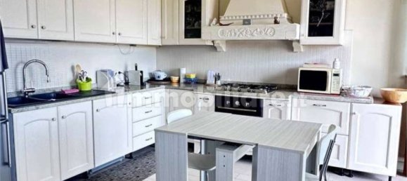 2 Schlafzimmer Wohnung in Vigevano, Italy, Nr. 295832 2