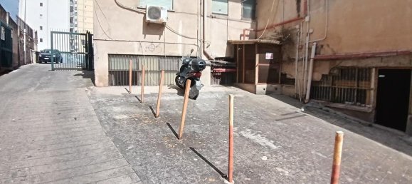 2 rooms Garage in Palermo, Italy No. 377635 3