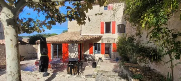 Adosado de 3 dormitorios en Saint-Paul-Trois-Chateaux, France No. 324374 2