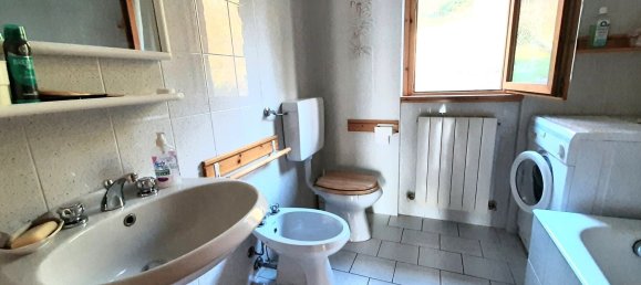 4-salle Appartement à Songavazzo, Italy No. 255412 27