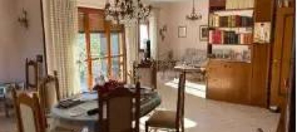 4 rooms Apartment in Rome, Italy No. 173507 4