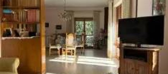 4 rooms Apartment in Rome, Italy No. 173507 6