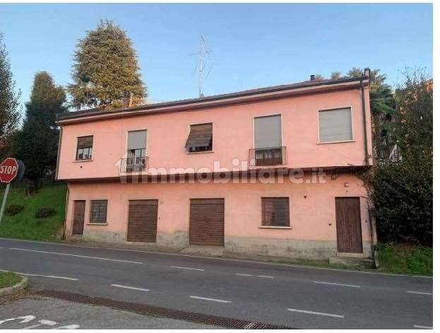 3 bedrooms House in Cassano Magnago, Italy No. 308356