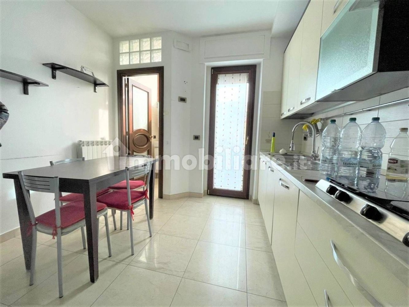Apartamento de 3 dormitorios en Catanzaro, Italy No. 63167