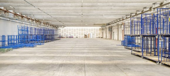 Склад в Карлсруэ, Германия № 292391 7