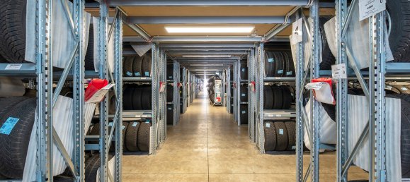 Склад в Карлсруэ, Германия № 292391 11