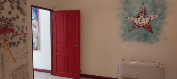 4 bedrooms Condo in Pattaya, Thailand No. 19982 7