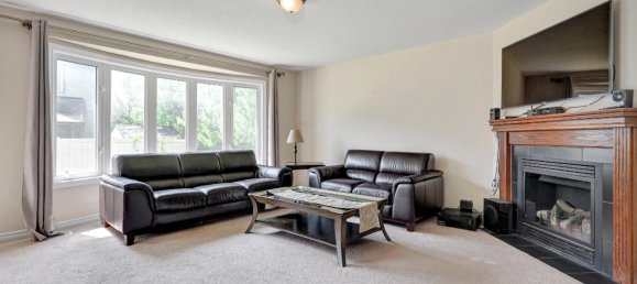 3 Schlafzimmer Haus in Ottawa, Canada, Nr. 213 2