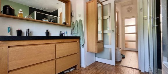 3 bedrooms House in Bondues, France No. 341573 9