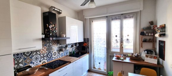 4 rooms Apartment in Sesto Fiorentino, Italy No. 131108 8