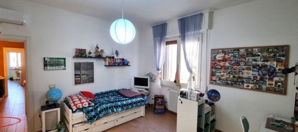 4 rooms Apartment in Sesto Fiorentino, Italy No. 131108 25