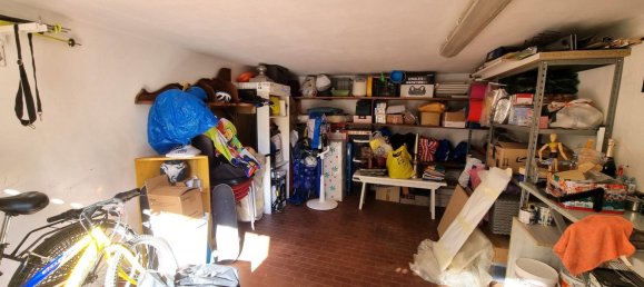 4 rooms Apartment in Sesto Fiorentino, Italy No. 131108 29