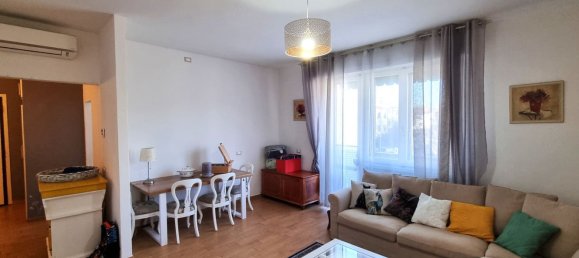 4 rooms Apartment in Sesto Fiorentino, Italy No. 131108 5