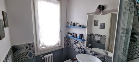 4 rooms Apartment in Sesto Fiorentino, Italy No. 131108 18
