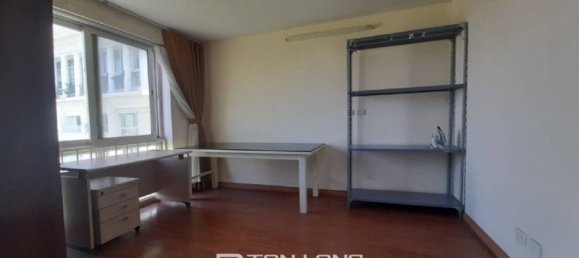 4 Schlafzimmer Wohnung in Tay Ho, Vietnam, Nr. 760 12