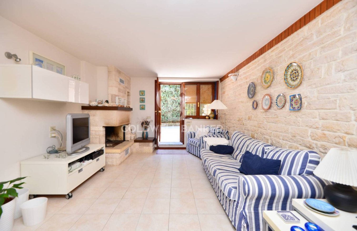 6 Schlafzimmer Villa in Bari, Italy, Nr. 113778