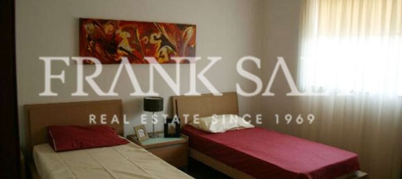 3 bedrooms Villa in Attard, Malta No. 6514 9
