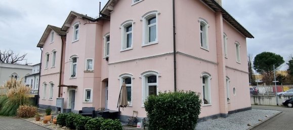 4 chambres Appartement à Wiesbaden, Germany No. 36229 2