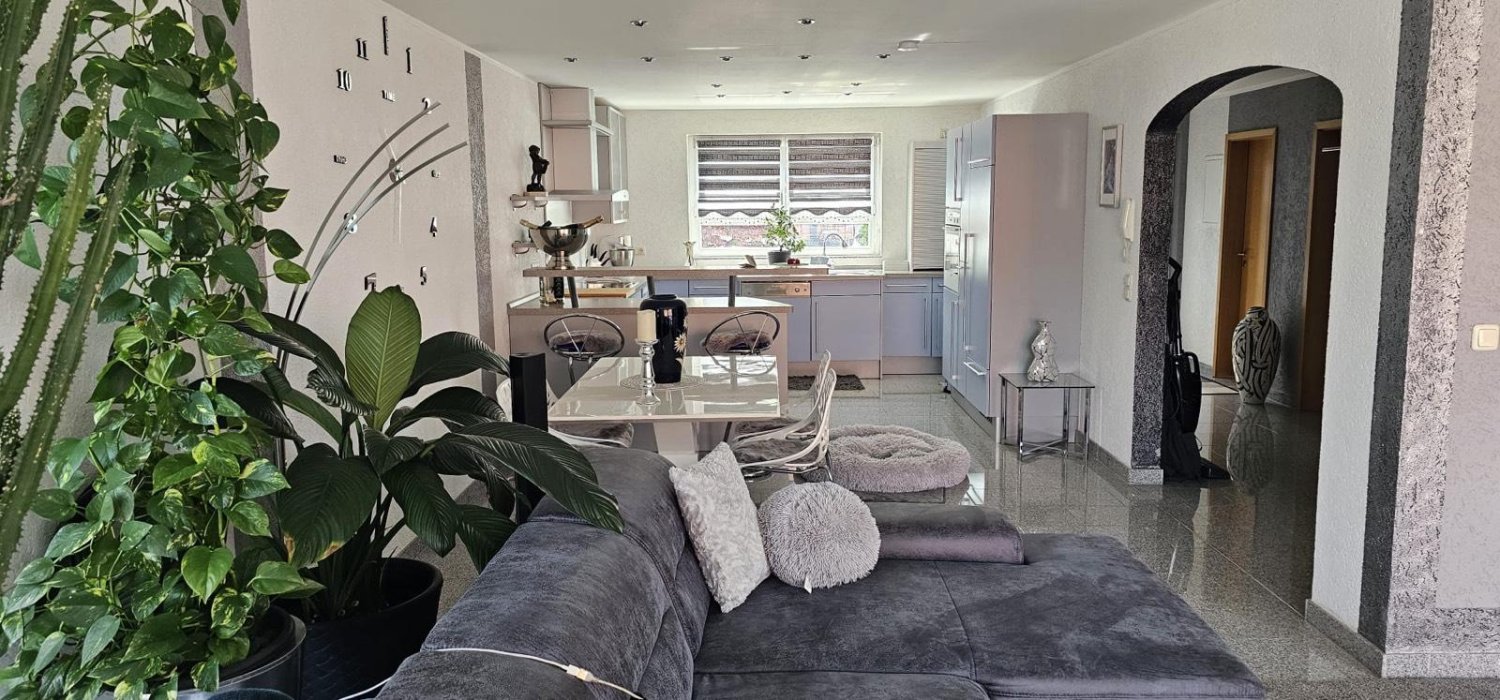 3 Schlafzimmer Stadthaus in Reutlingen, Germany, Nr. 322855