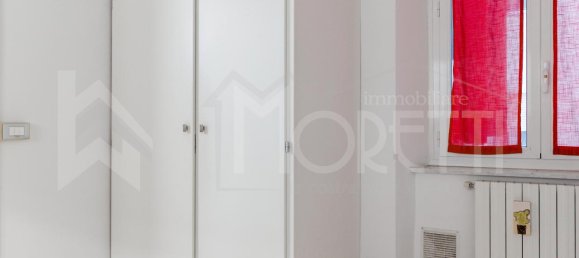 10 rooms Apartment in Livorno, Italy No. 9433 20