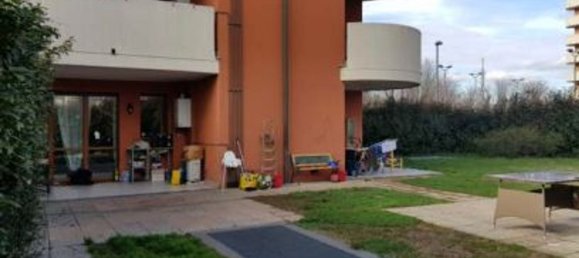 3 rooms Apartment in Busto Arsizio, Italy No. 1639 13