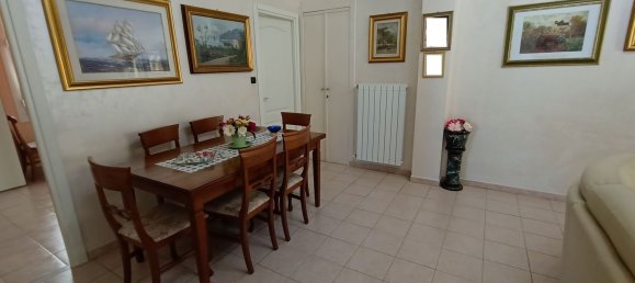 4-salle Appartement à Taggia, Italy No. 301127 3