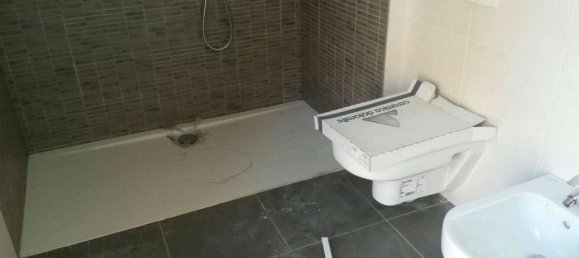 2-Zimmer Gewerbliche Immobilie in Olgiate Comasco, Italy, Nr. 74991 10