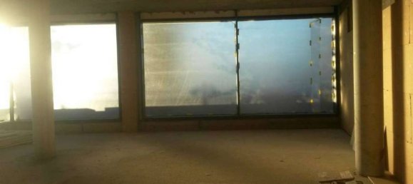 2-Zimmer Gewerbliche Immobilie in Olgiate Comasco, Italy, Nr. 74991 12