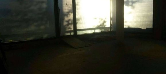 2-Zimmer Gewerbliche Immobilie in Olgiate Comasco, Italy, Nr. 74991 11