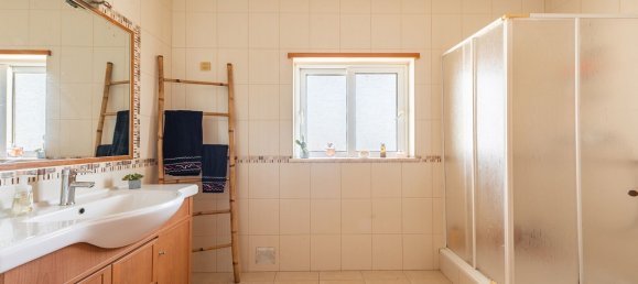 4 bedrooms House in Luz, Portugal No. 104998 25